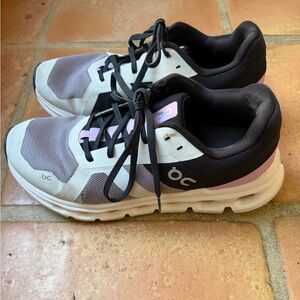 On Cloudnova Sneakers Women’s 9.5 EU 41 Black Gray Pink Running Shoes. Comfy.
